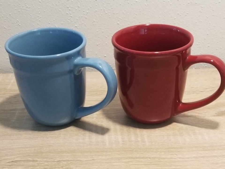 2 mugs