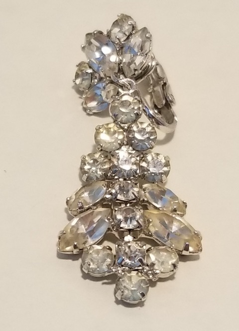 Rhinestone chandelier earring $20
