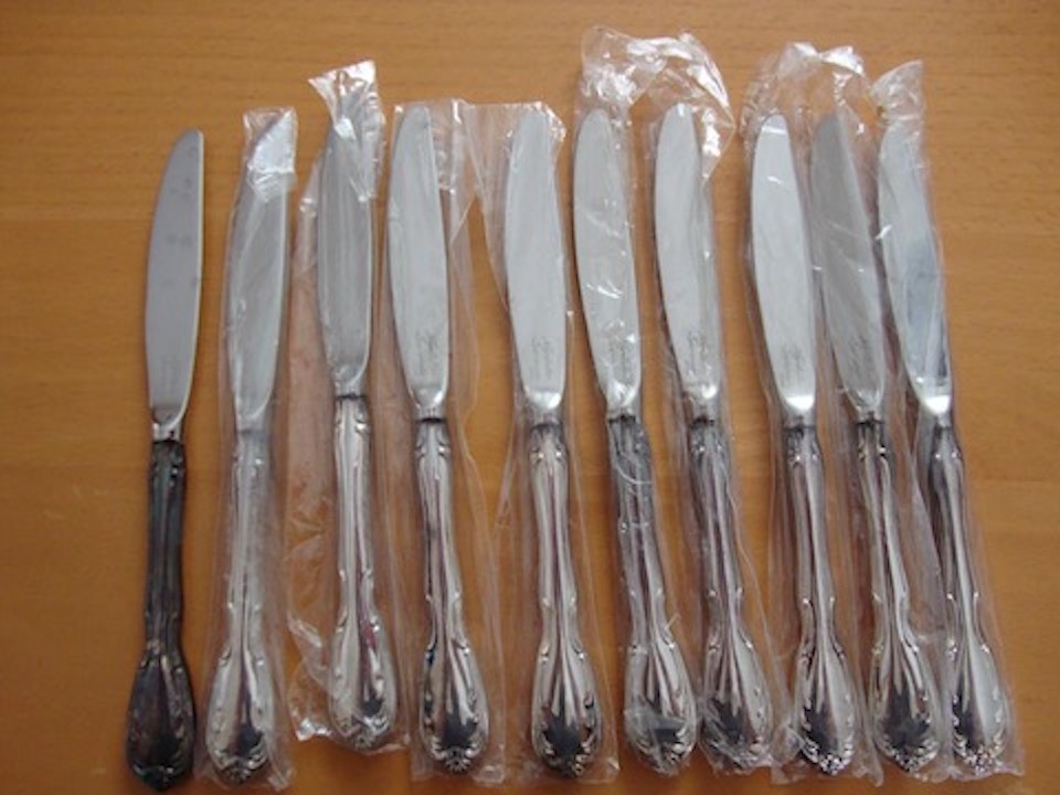 10silverpartyknives