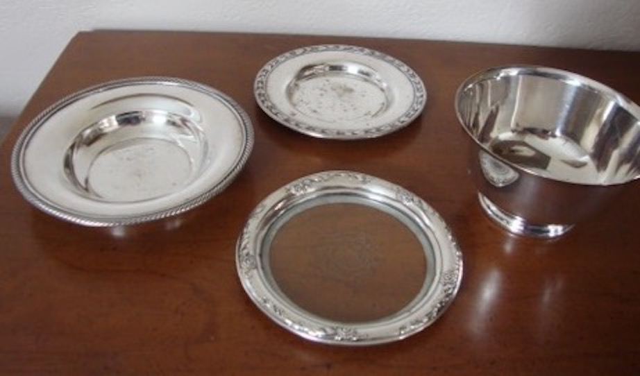 4-silver-pieces